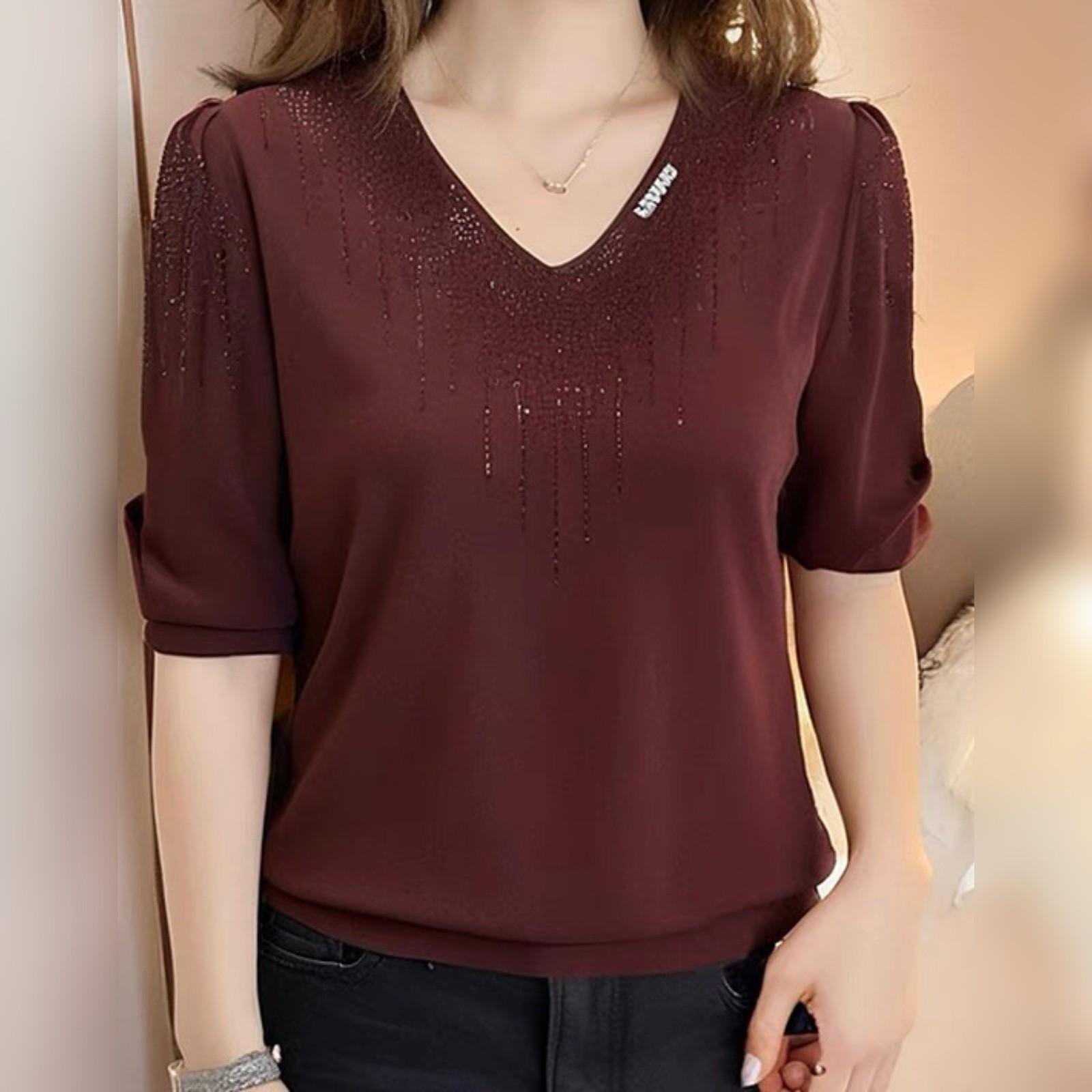 

Стильный топ с V-образным вырезом, с перфорацией, приталенного силуэта, с длинным рукавом для женщин среднего и пожилого возраста, весна 2025 5XL for 145-155 kg