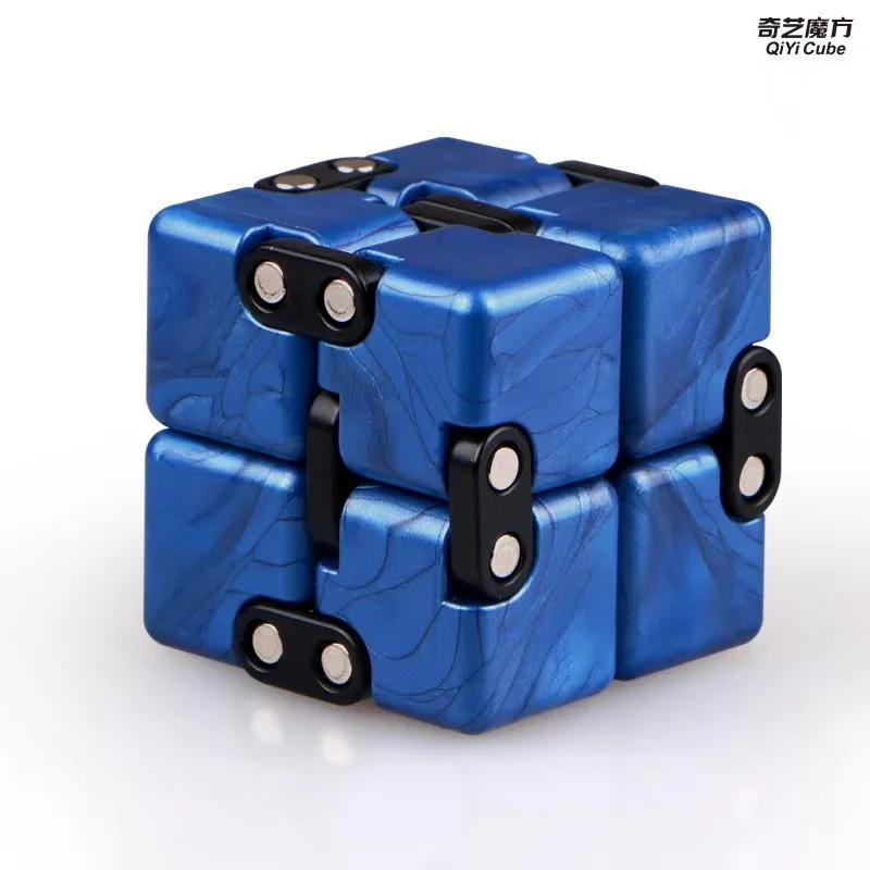 

Metal Infinite Cube Stress Relief Toy Effortlessly Spin the Hand-Cranked Top Office Cube Stress Relief Children s Educational Po синий