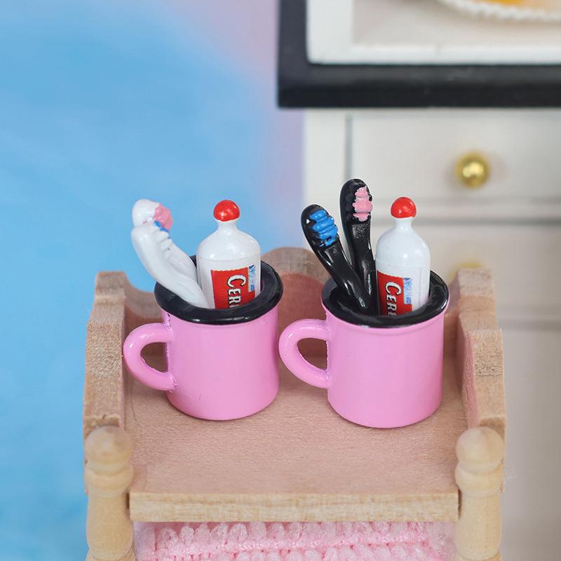 1/12 Dollhouse Simulation Toothpaste Toothbrush Cup Set Dollhouse Mini Bathroom Decoration Dolls House Furniture Accessories
