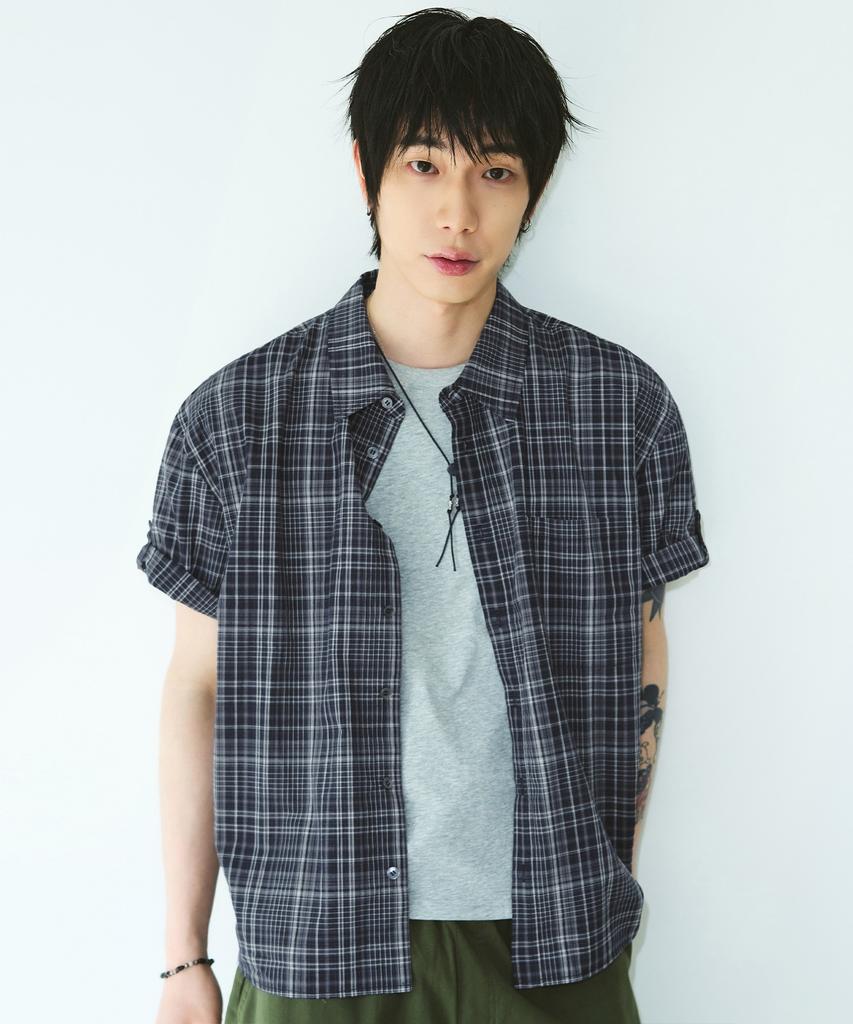 Awodeijeu Day Off Roll-Up Crop Check Short Sleeve Shirt [3 Colors]