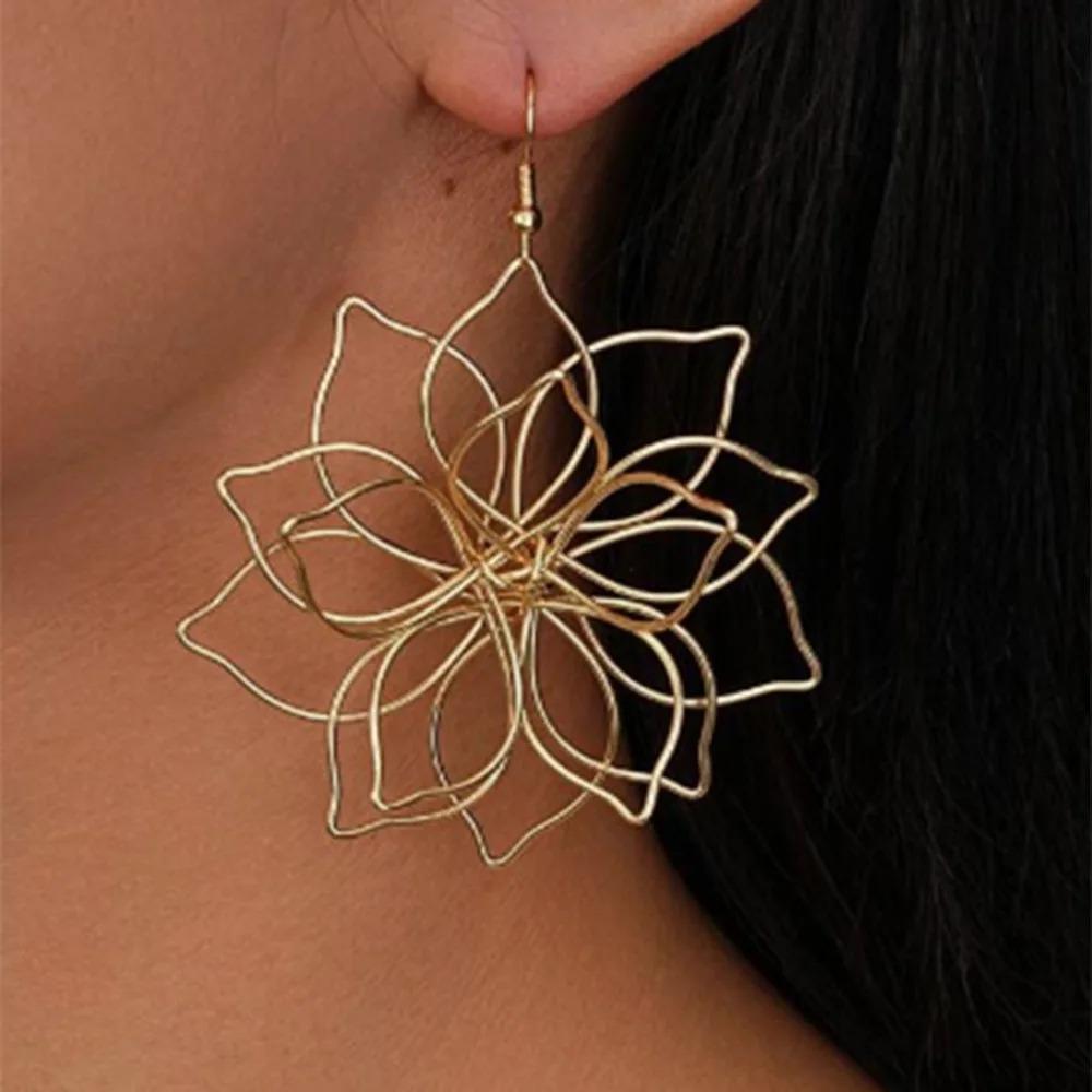 Exaggerated Metal Hollow Flower Earrings for Women Geometric Woven Pendant Earrings able Jewelry Accessories