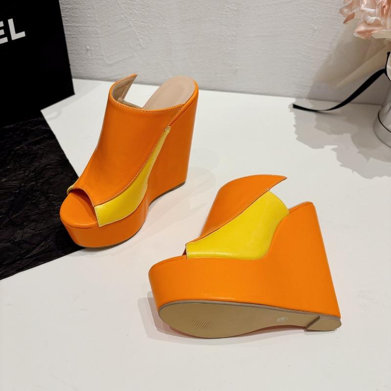 Fashion Fish Mouth Thick Sole Wedged-heel Mixed Color Outdoor Slippers Women Summer Waterproof Table Fashionable Sponge Bottom Sandals