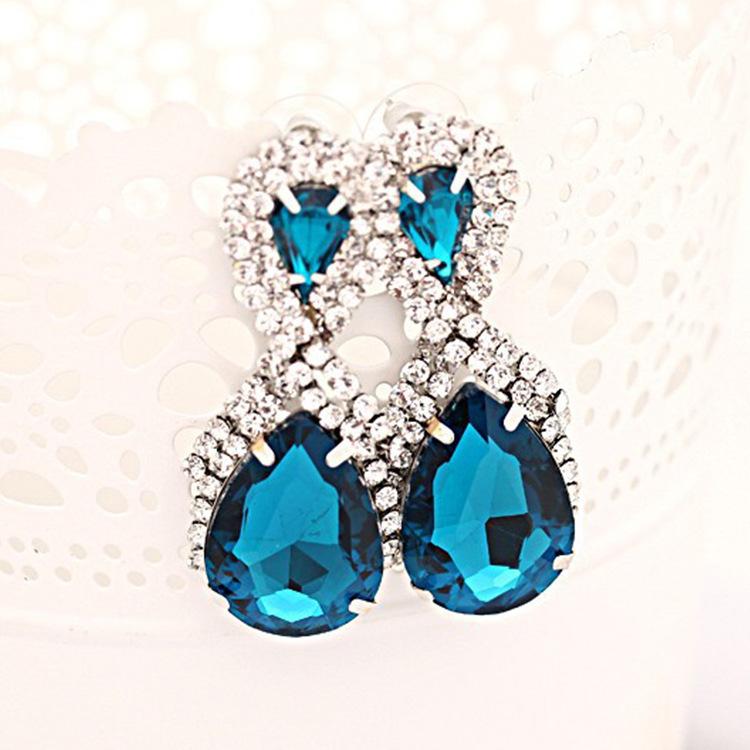 Korean Style Earrings 8-Word Autumn New Small Jewelry Ladies Stage Performance Earring Accessories E017