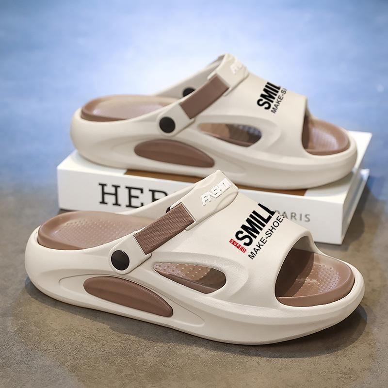 Sandals, light and breathable beach shoes, one-word soft-soled casual driving slippers