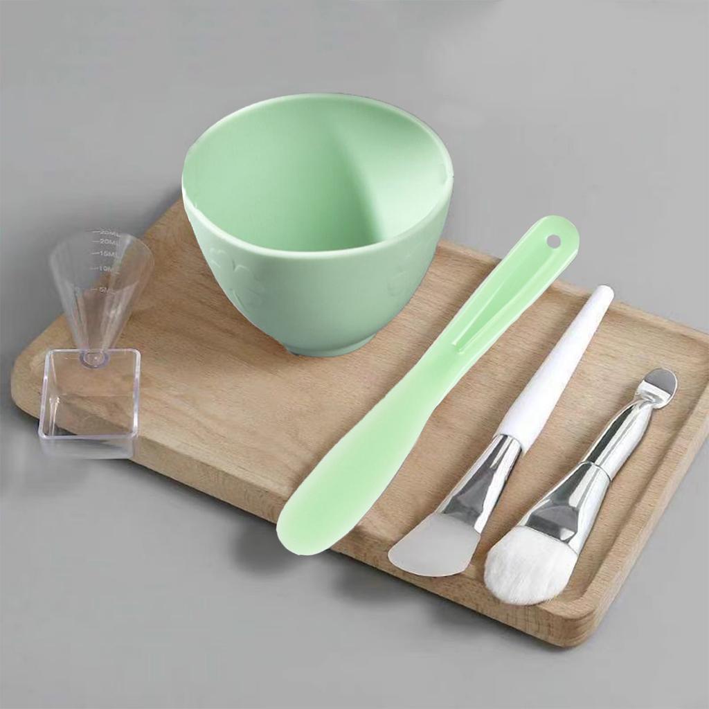 Set de cinci boluri de amestec din silicon Include bol, pensulă, spatulă și pahar gradat Disponibil în trei culori Perfect pentru măști de față DIY la salon acasă