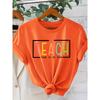 “TEACH them to be kind” Colorful and cute teacher print T Shirt Elegant vintage women's clothing, a gift for the back-to-school season Beautiful
