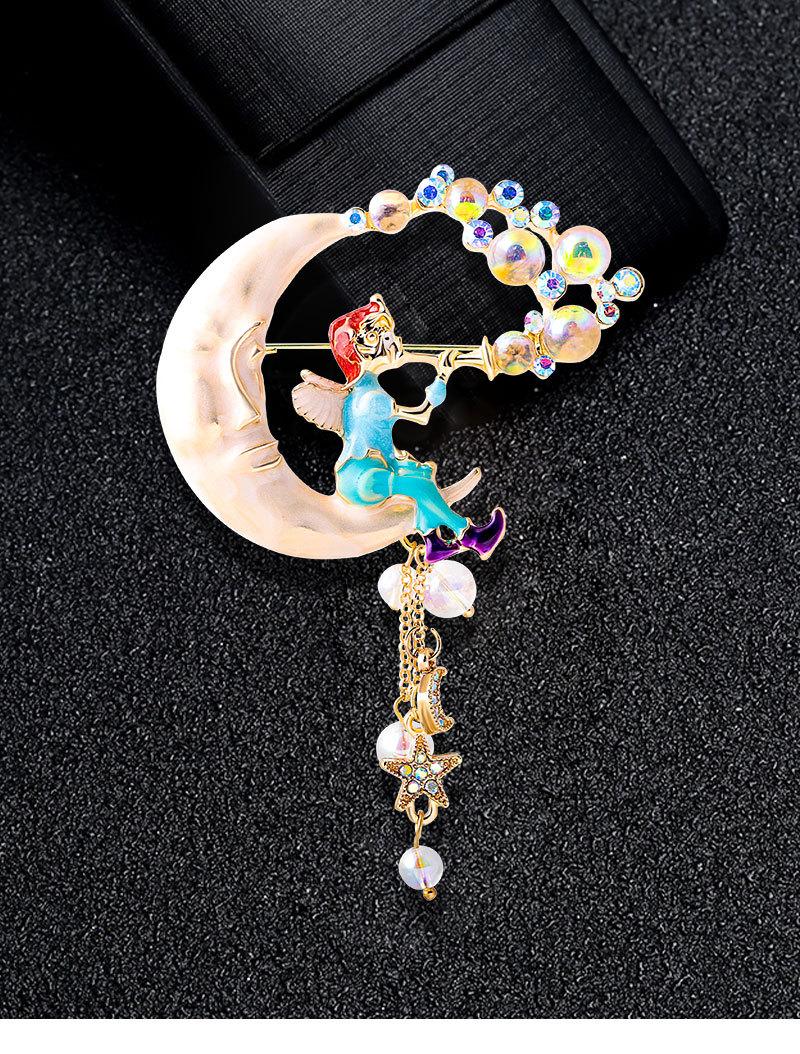 

Retro Heavy Industry Little Man on the Moon Tassel Pendant Accessories Brooch 7*9cm