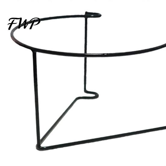 Adjustable Plant Hanger Railing Balcony Planter Holder Tool-Free Vertical Pot for Outdoor Plants Fits Fences Decks Gardens Patios Use 1pc