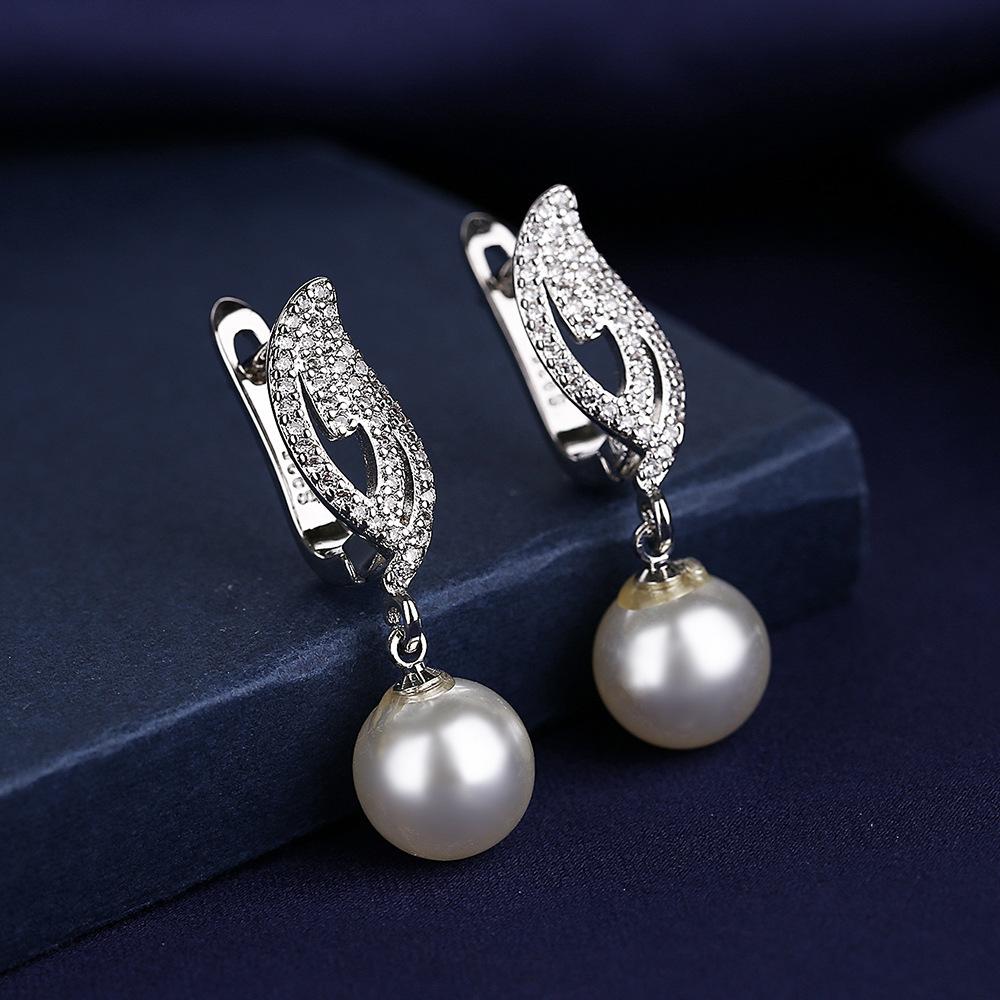 925 Sterling Silver Jewelry Women Fashion Cute Tiny Clear Crystal CZ Stud Earrings Gift for Girls Teens Lady E001