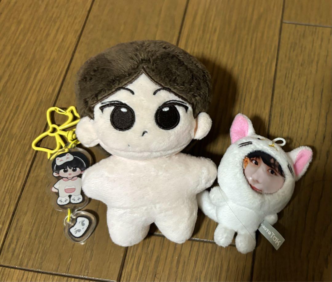 

[Б/У] ENHYPEN Чонвон 10 см Плюшевая кукла Мастер с одеждой