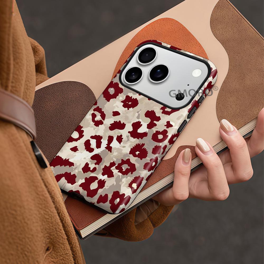 Retro Burgundy Contrasting Color Leopard Print Mobile Phone Case iPhone17 Magnetic Mobile Phone Case 2-in-1 Film Apple 15pm