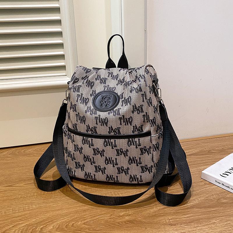 

Дизайнерская сумка большой вместимости для женщин 2024 года, новый рюкзак через плечо, модный рюкзак для поездок за границу чёрный