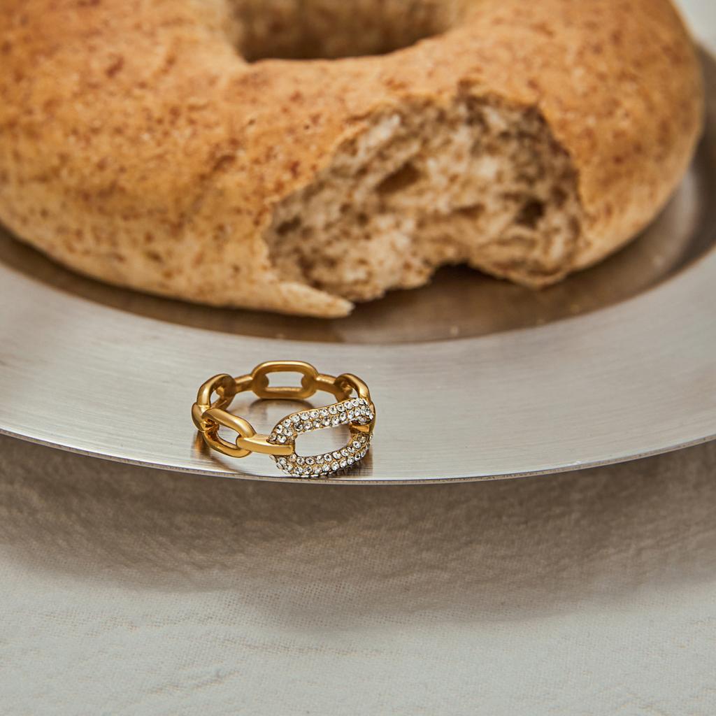 Youthway Zirconia Locking Clasp Hollow Strap Ring Stainless Steel Waterproof Jewelry Geometric Minimalist Trendy Ring