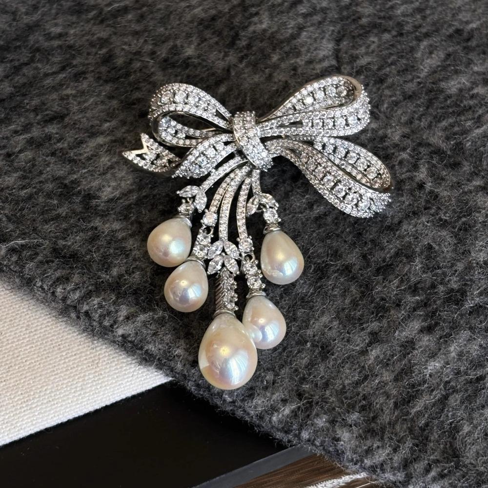 Luxury Temperament Full Zircon Bows Waterdrop-shaped Pearl Tassels Brooches for Women High-end Suits Corsage Pins Jewelry Gifts