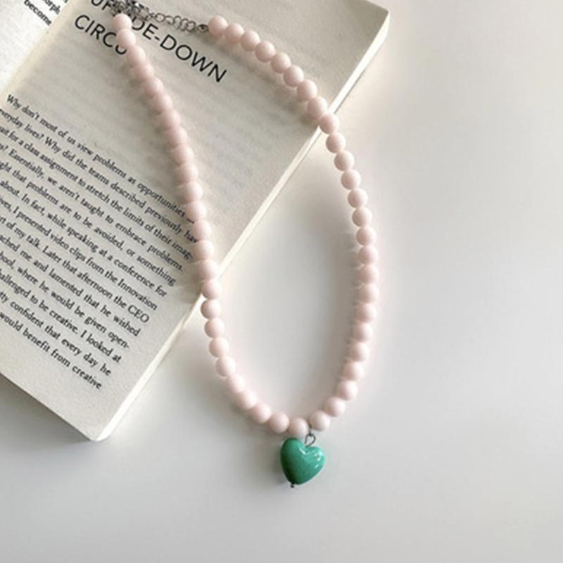 Colorful Acrylic Beads Heart Choker Necklace Bohemian Simple Love Charm Statement Short Necklaces Clavicle Chain Jewelry