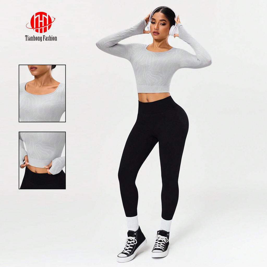 Solid Color Long Sleeve Seamless Knit Yoga Top for Outdoor Sports & Fitness
