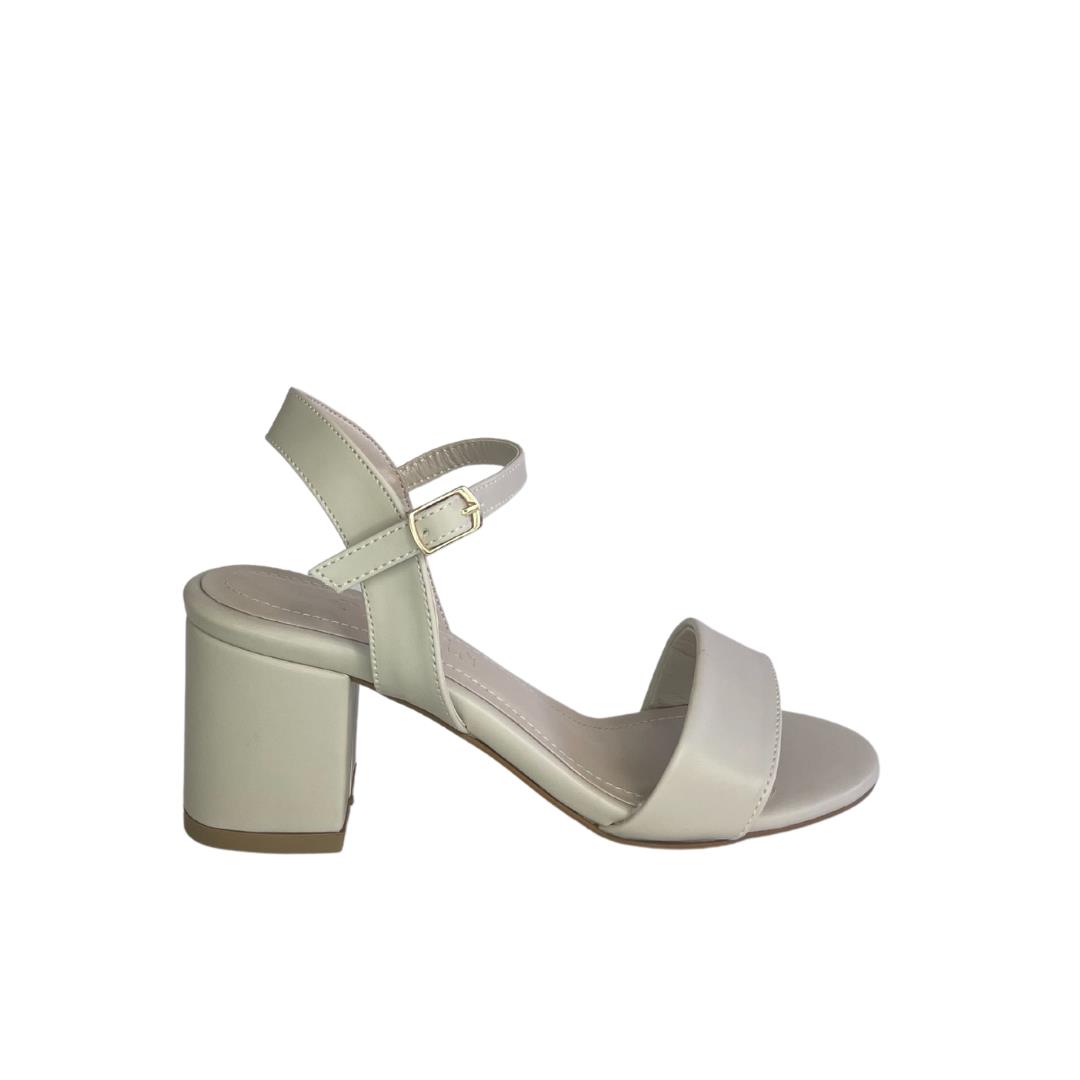 

Женские туфли на среднем каблуке из веганской кожи