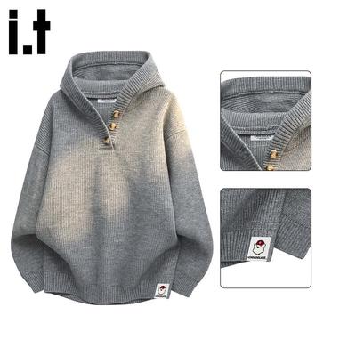 Sıcak tutan kıyafetler – Kapşonlu Kazaklar ve Svetşörtler