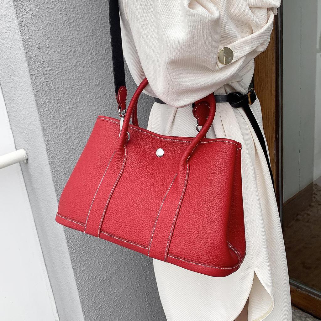 Women's bag 2025 new first-layer cowhide garden bag source factory shoulder messenger bag large-capacity portable tote bag