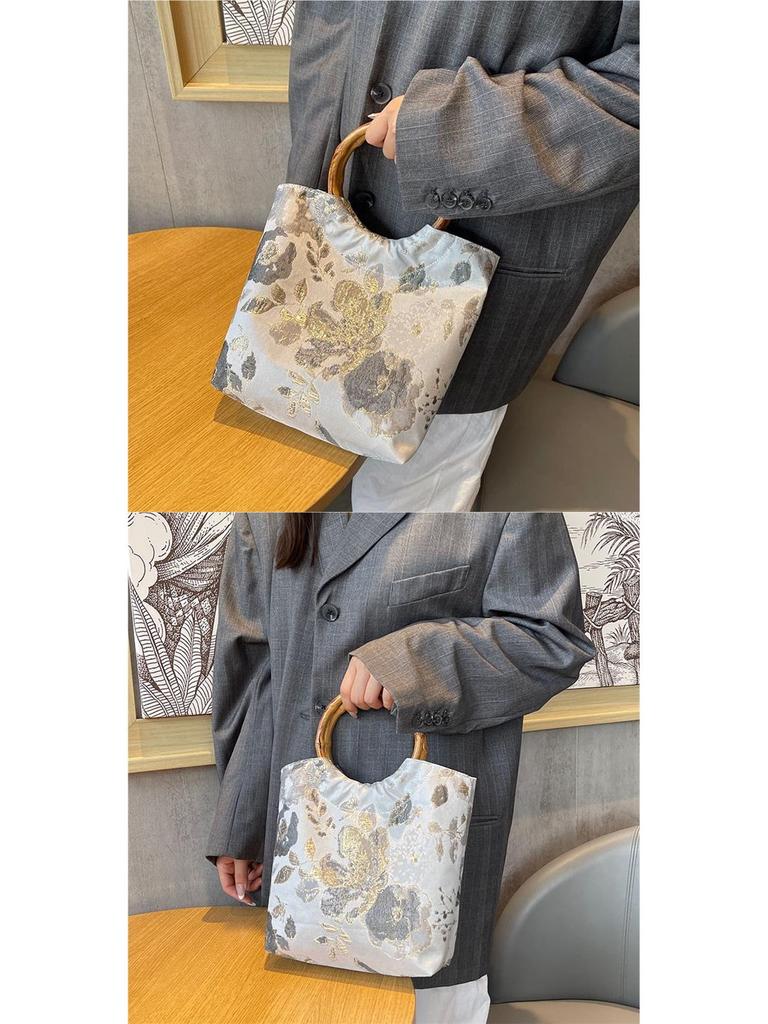 Chinese Jacquard Retro Clutch: Women's Bamboo Joint Wedding Handbag In National Hanfu Style