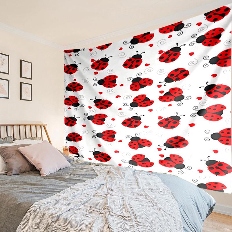 Ladybug Love Heart Pattern Tapestry Room Decoration Wall Hanging for Living Room Bedroom, Dormitory, Birthday and Christmas Gifts