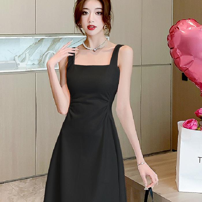 White Suspender Dress Women's Summer 2026 Slim-fitting New French Waist and Thin Temperament Dress