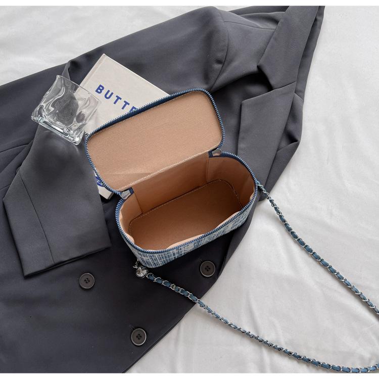 High Sense Versatile Trend Casual Fashion Box Bag Women's Summer Denim Striped Blue Messenger Bag