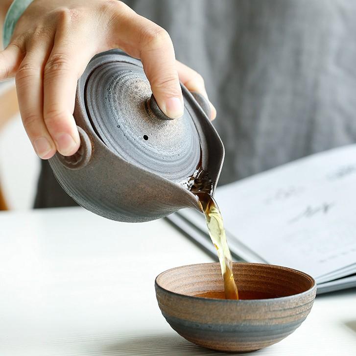 Japanischer Stil Grobkeramik Schnellteetasse Ein Topf Eine Tasse Tragbarer Handheld-Kessel Kung Fu Tee-Set