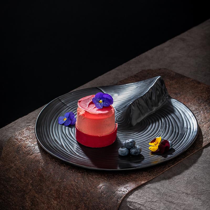 Round Stripe Ceramic Dinner Plate Restaurant Special-shaped Irregular Dessert Plate Hotel Restaurant Tableware Kitchen Utensils