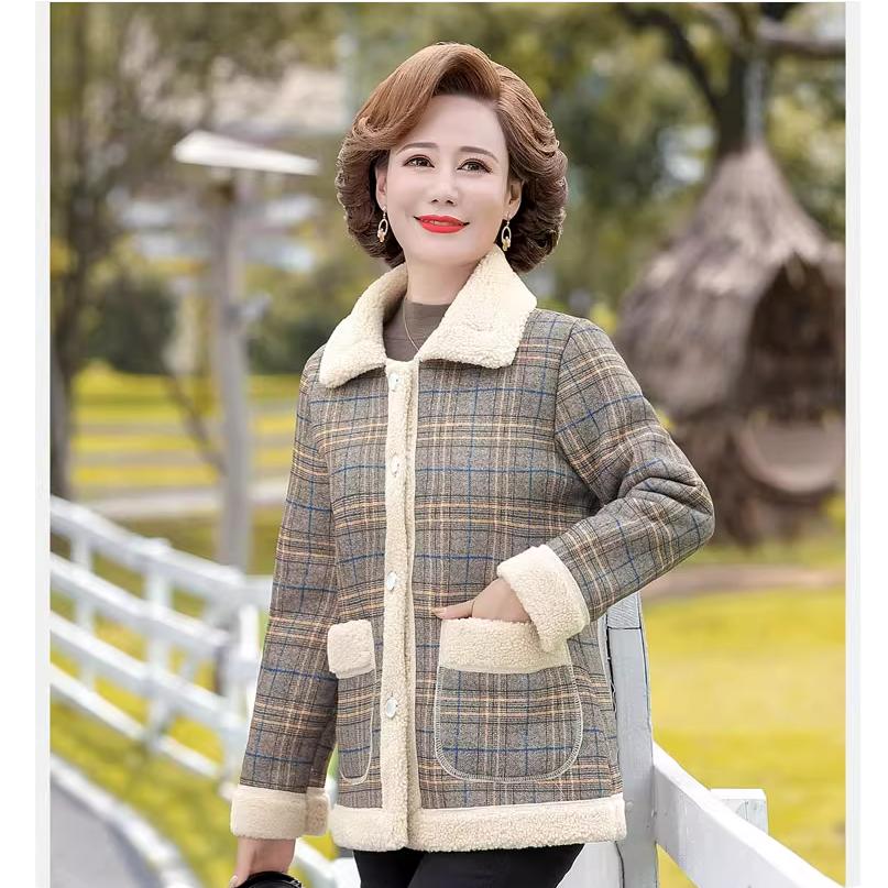 Women's Fashion Loose Autumn Jacket, Mother's Spring and Autumn Jacket, Granular Velvet Temperament
