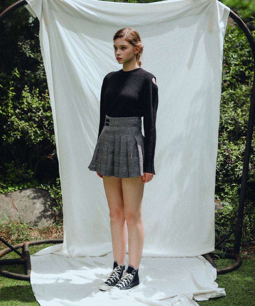 Hypernet Buckle Pleated Check Mini Skirt