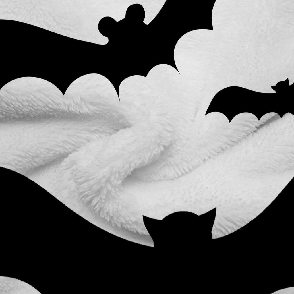 Halloween Bat Pattern Blanket Flannel Soft Comfortable Home Blanket Warm Blanket Birthday Holiday Gift