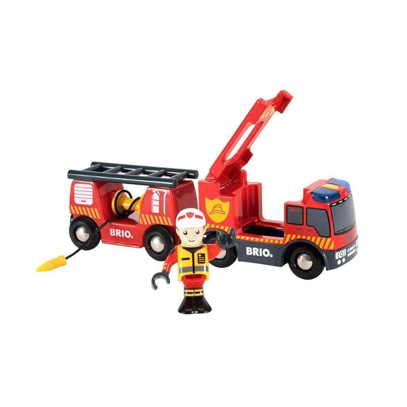 BRIO Fire truck with lights and sounds 33811