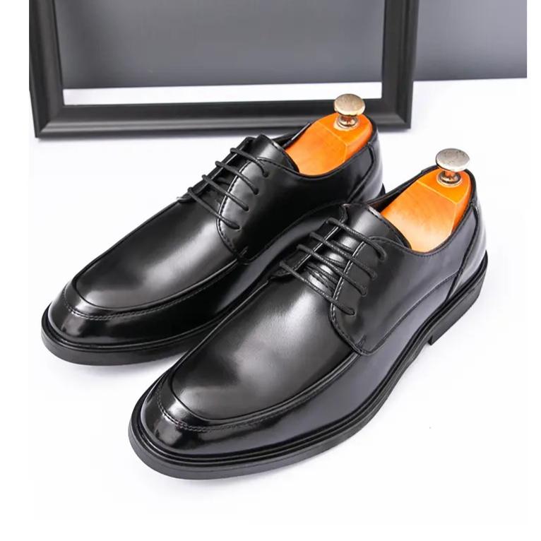 Pointed Toe Dress Shoes Newest Oxford Shoes for Men Classic Derbies Luxury Patent Leather Wedding Shoes