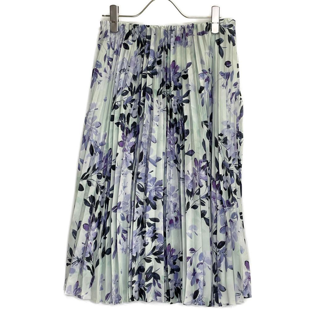 TO BE CHIC Light Green 2019 Floral Pleated Skirt Skirt 40 Light greenUsed