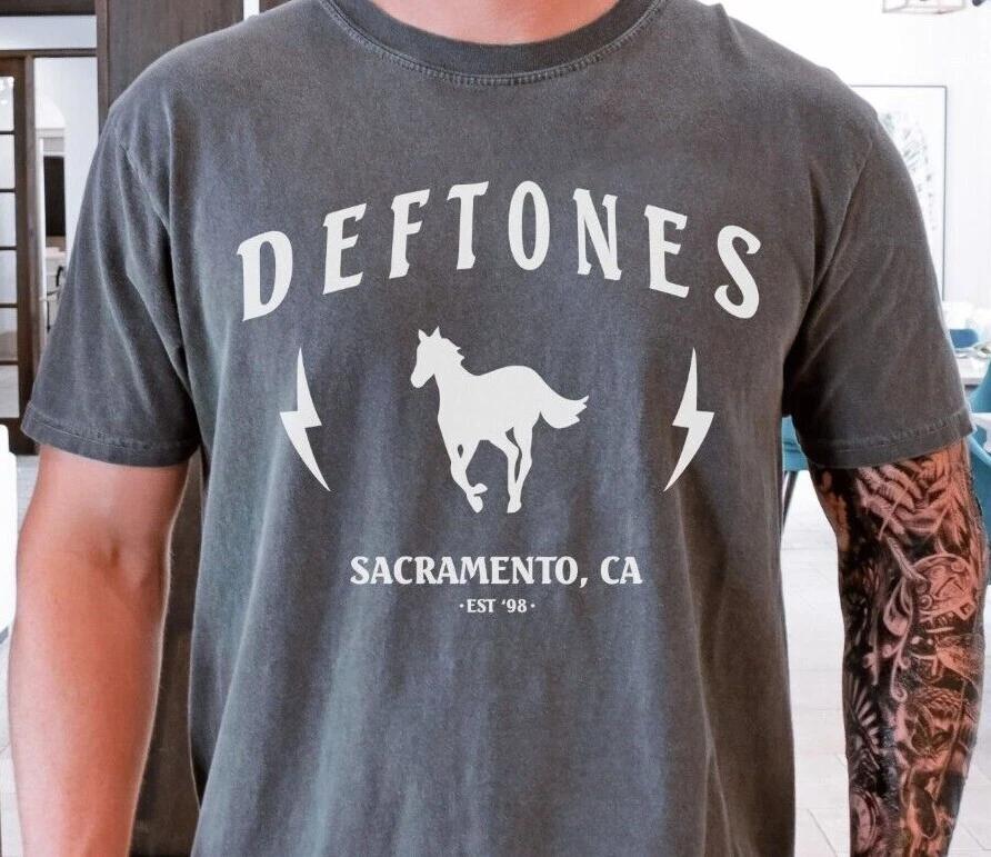 Deftones Sacramento CA T-Shirt Rock Band on Vintage Blac Comfort Colors 1717 Tee XL