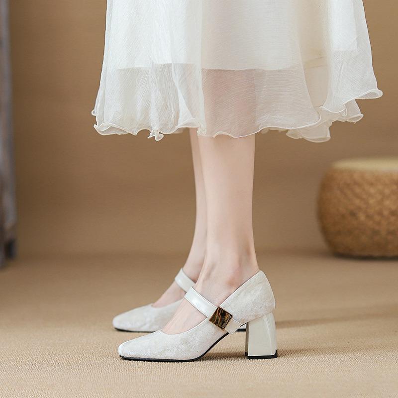 French Style Is Not Tired of Feet, Square Head Highheeled Mary Jane Shoes, Women's Skirt with Thick Heel and Light Mouth Single Shoes, New Models.