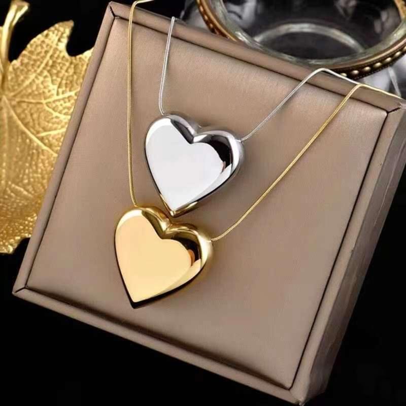 Dainty Two-Sided Heart-shaped Pendant Necklace Vintage Hip-hop Sweater Chain Lightweight Choker Necklace Ornament