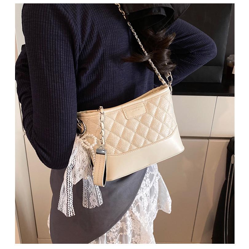 IELGY Diamond Chain Bag Shoulder Crossbody High-End Feeling Ladies Bucket Bag