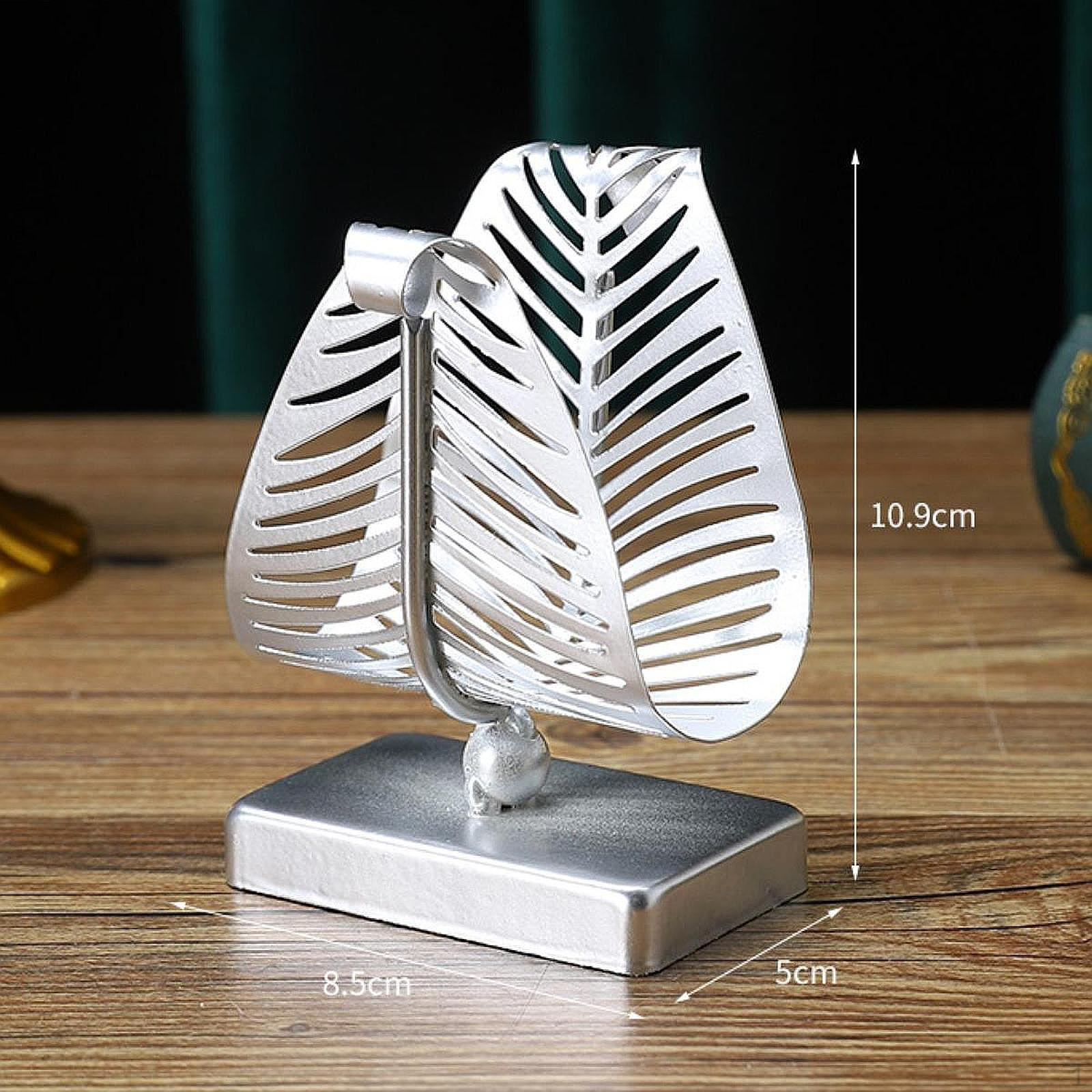 

Тримач серветок Настільний Креативний металевий штатив для серветок Вертикальний диспенсер для срібний