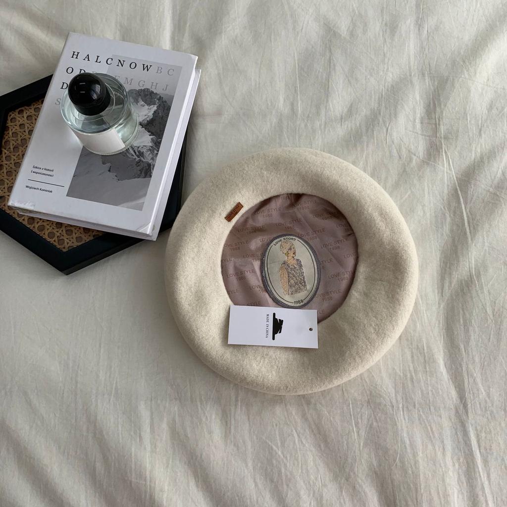 Autumn and Winter Classic Wool Beret Women's Leather Label British Retro Painter Hat Fashion