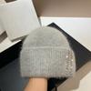 Luxurious Knitted Hat with Sparkling Rhinestones Fashionable Handmade Hat for Fashion Enthusiasts
