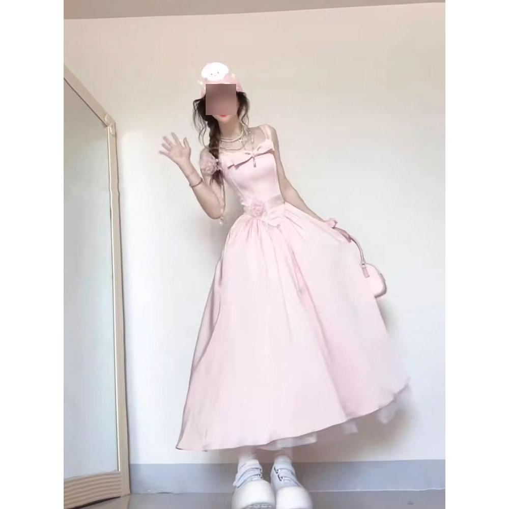 Unique and Beautiful Bow Suspender Dress Girl Summer Fashion Temperament Waist Long Skirt