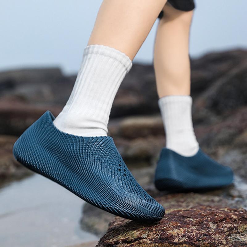 Fashion New Summer Men's Wading Shoes Hollow Out Breathable Beach Sandals Casual Outdoor Slippers Male Water Sandals Big Size 36-45