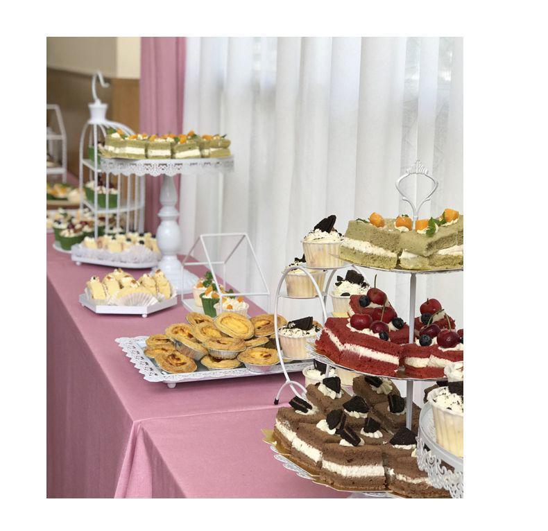 Wrought Iron Cake Stand: White Dessert Table Centerpiece for Weddings and Buffets
