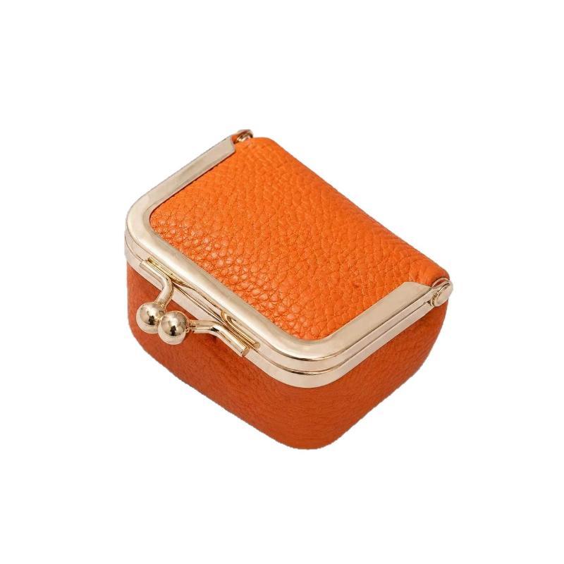Women'S Mini Jewelry Box Exquisite Kiss Lock Coin Bag Portable Travel Ring Box,Suitable For Storing Earrings,Rings,And Necklaces