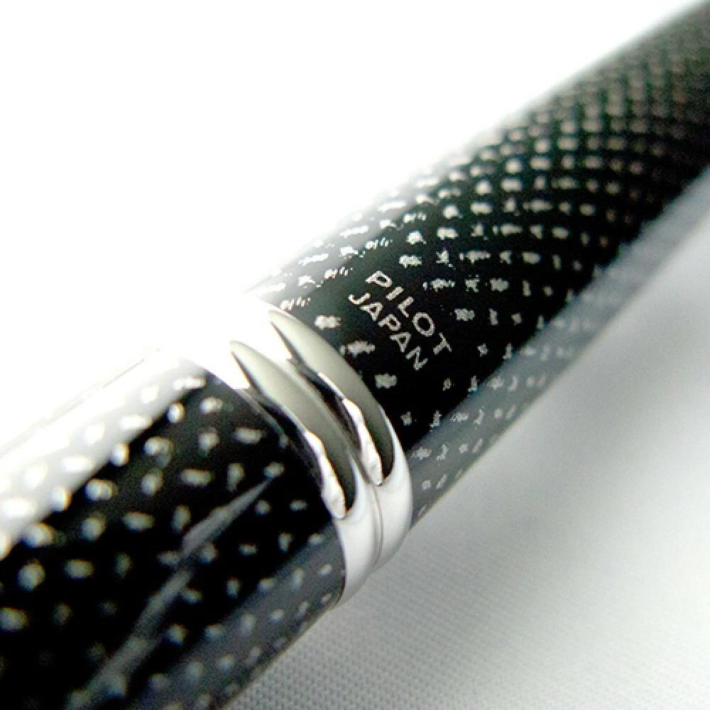 Pilot CAPLESS Fyllepenn KASURI Svart Medium Spiss FCN-2MR-KB-M med Konverter