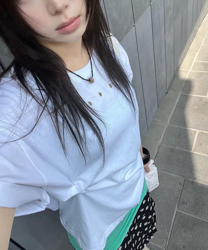NOISE Eyelet Crop Short Sleeve T-Shirt - White