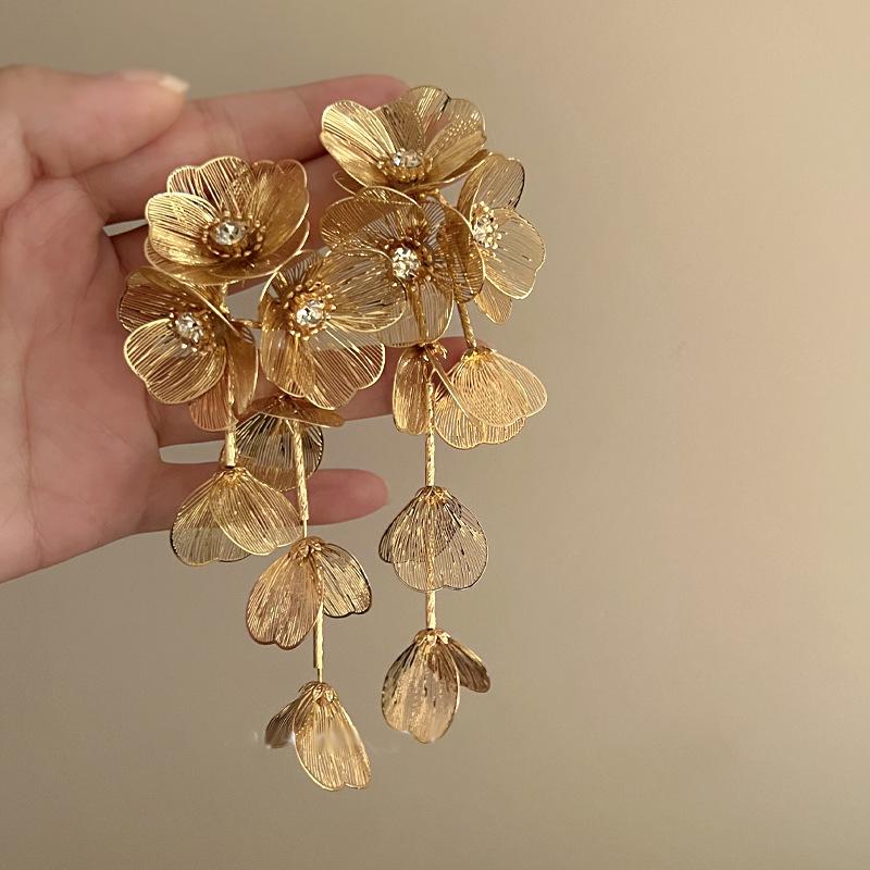 Vintage Silver Needle C-Shaped Diamond Pearl Stud Earrings - Elegant and Versatile Niche High-End Jewelry