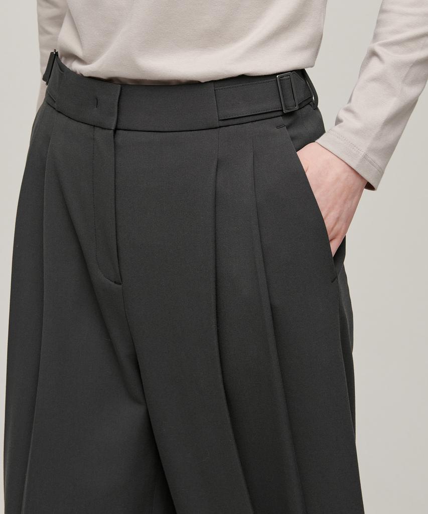 MUSINSA STANDARD WOMAN Women'S Side Adjust Two-Tuck Wide Slacks [Gunmetal]